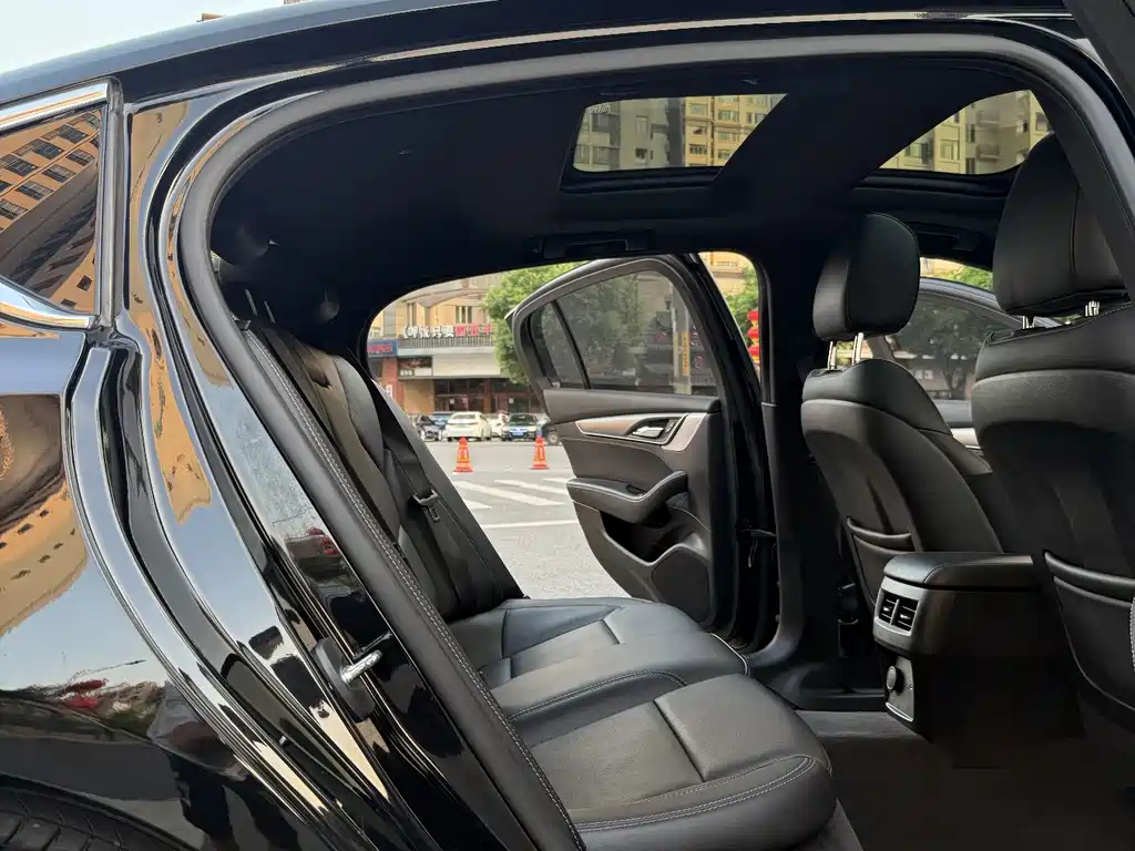 Cadillac CT5 — миниатюра 19
