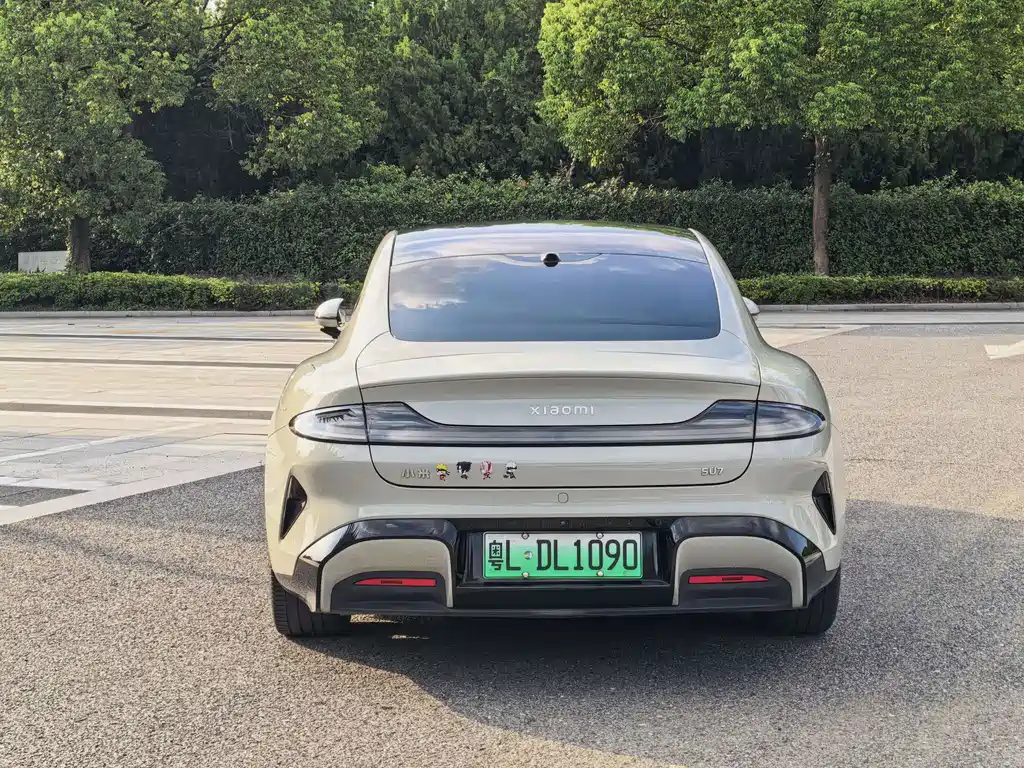 Xiaomi SU7 — миниатюра 6