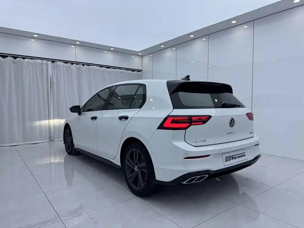 Volkswagen Golf — миниатюра 6