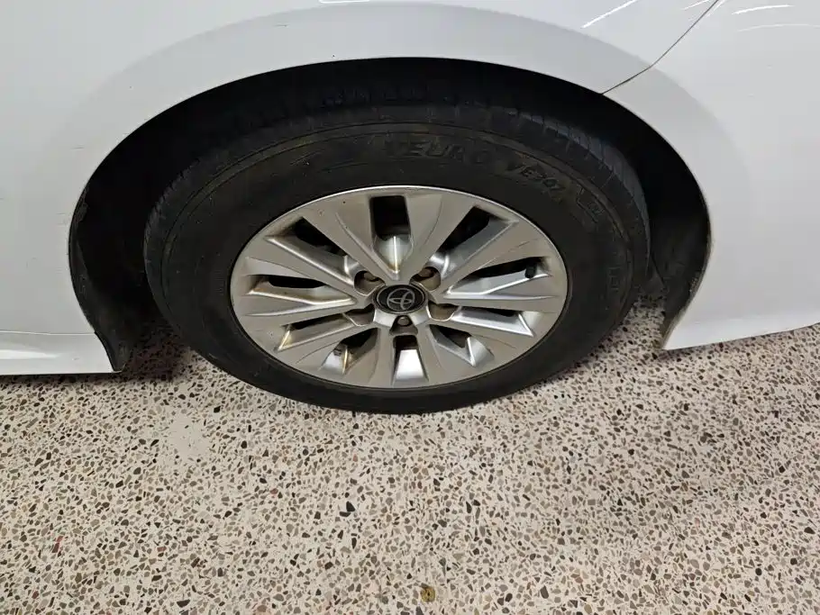 Toyota Corolla — миниатюра 6