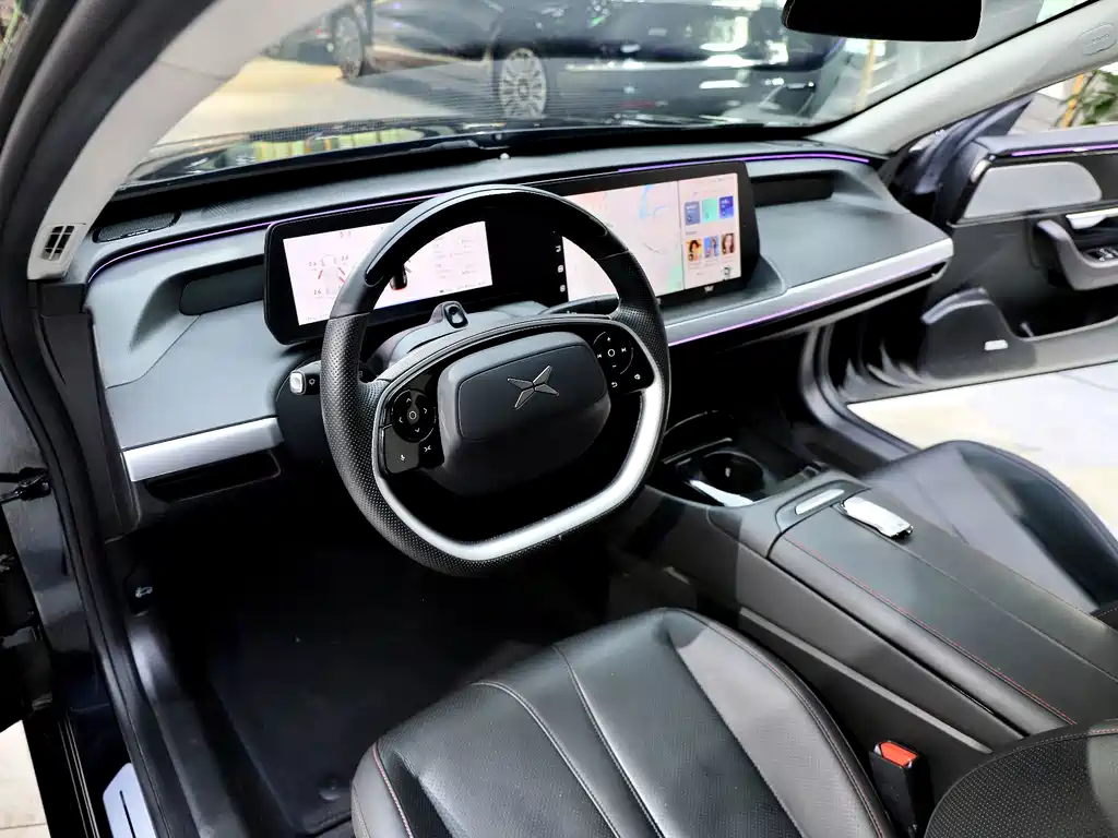 XPeng P7 — миниатюра 11