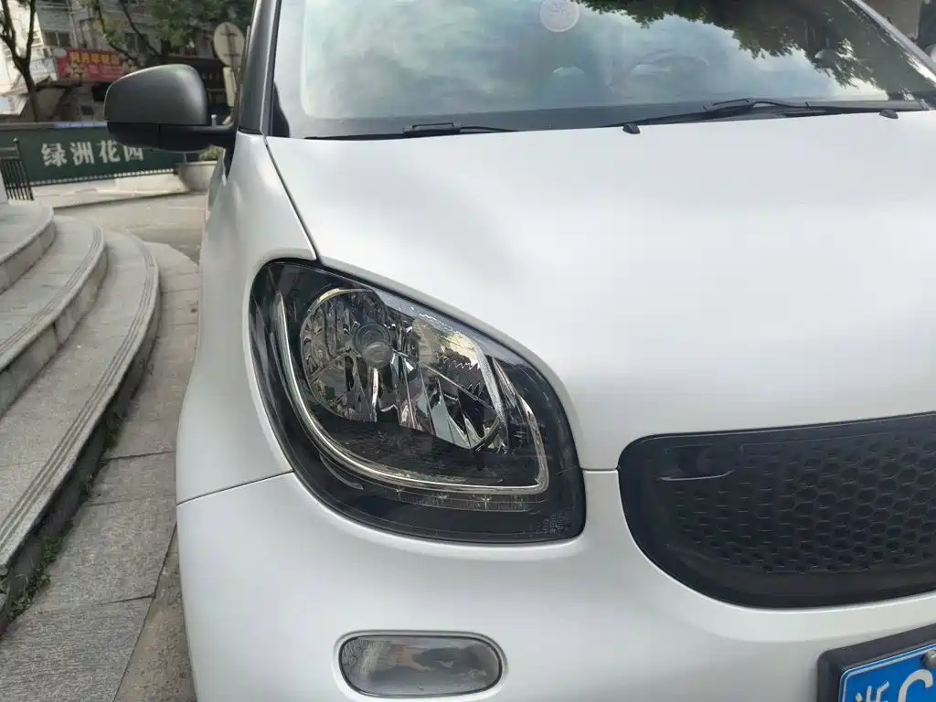 smart Smart Fortwo — миниатюра 7