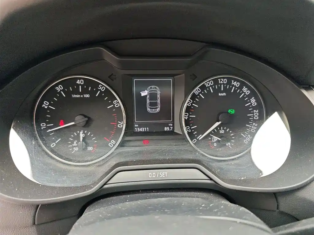 Skoda Octavia 2017 1.6L AT