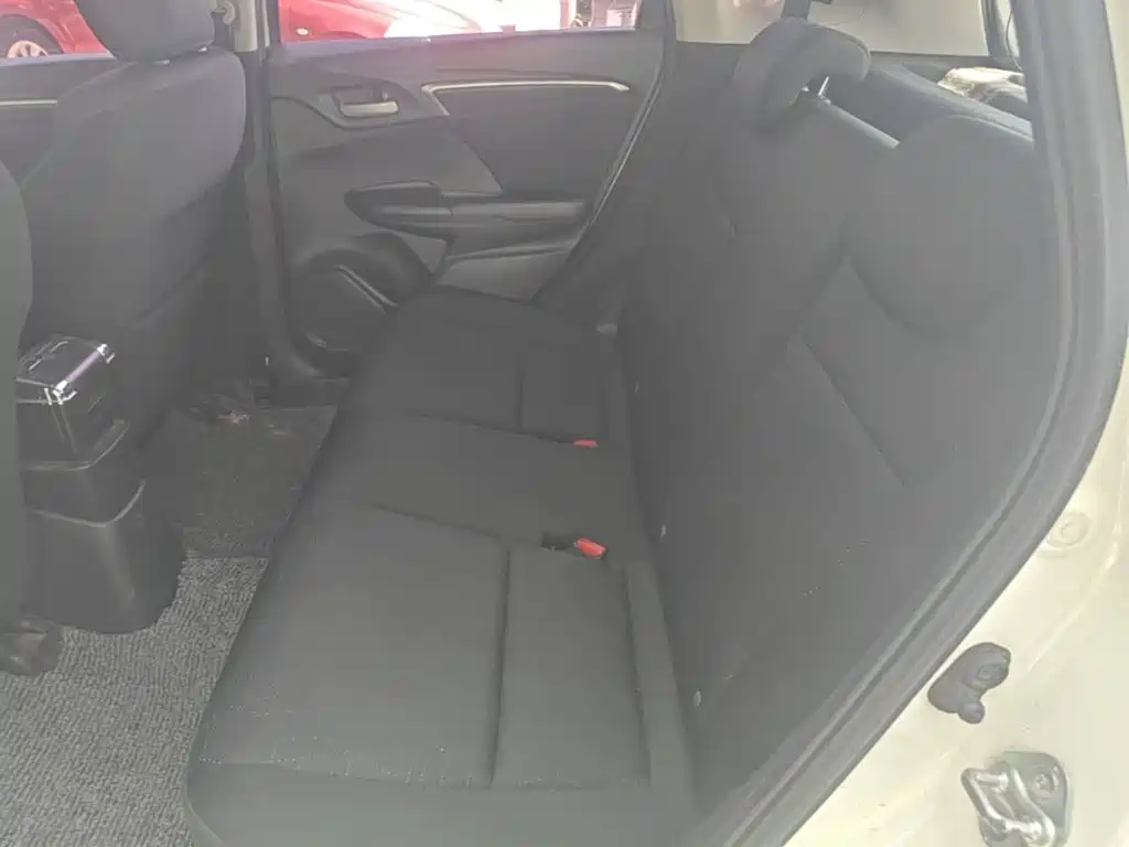 Honda Fit — миниатюра 17