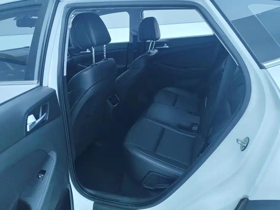Hyundai Tucson — миниатюра 11
