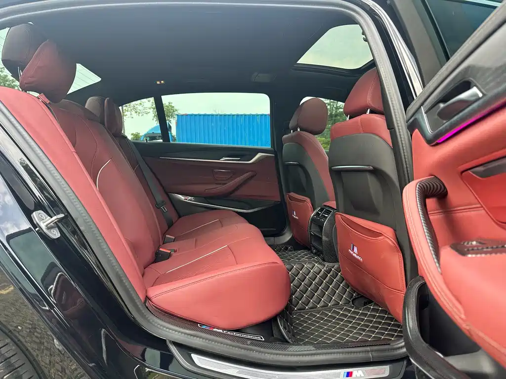 BMW 5 Series — миниатюра 15