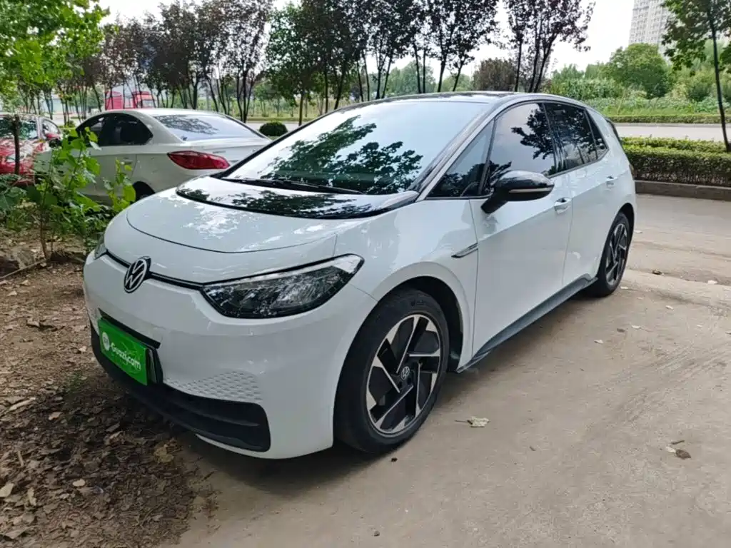 Volkswagen ID.3 — миниатюра 2