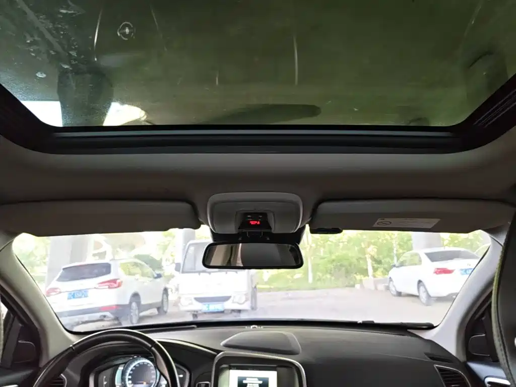 Volvo XC60 — миниатюра 18