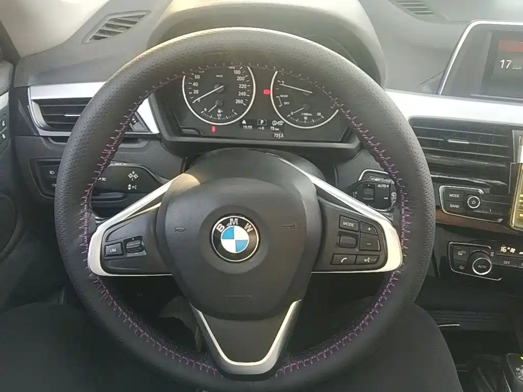 BMW X1 — миниатюра 11