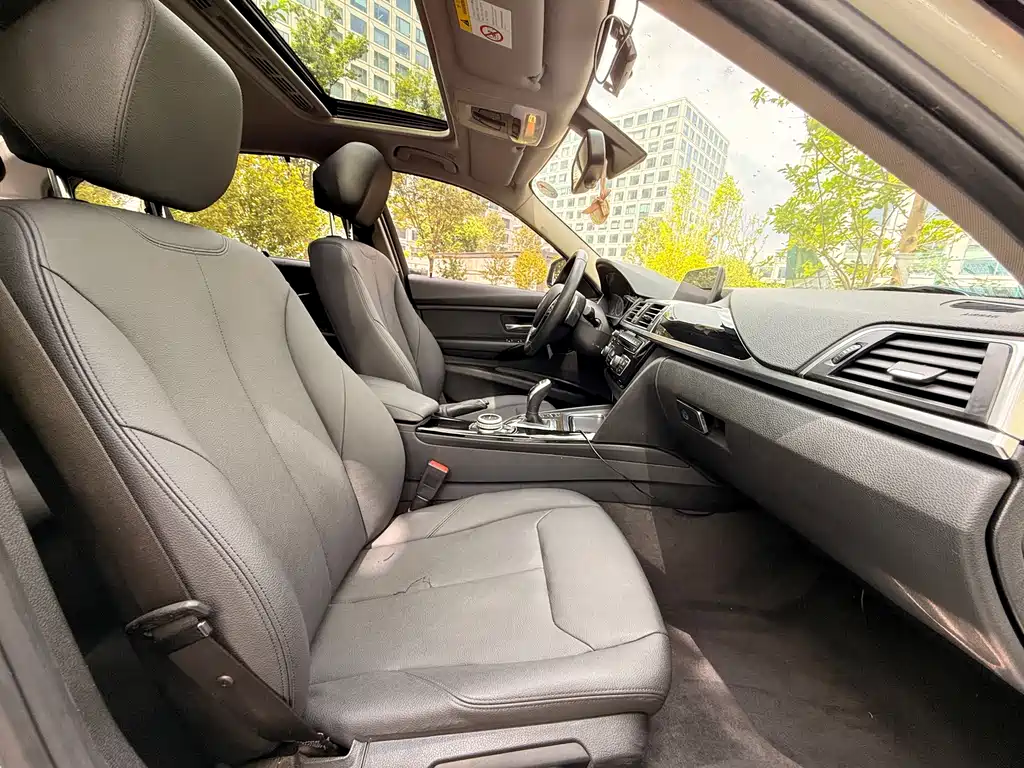 BMW 3 Series — миниатюра 9