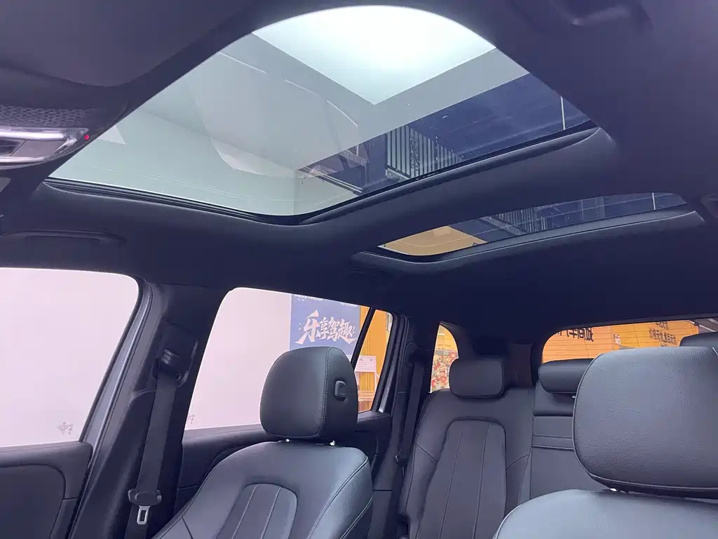 Mercedes-Benz EQB — миниатюра 14