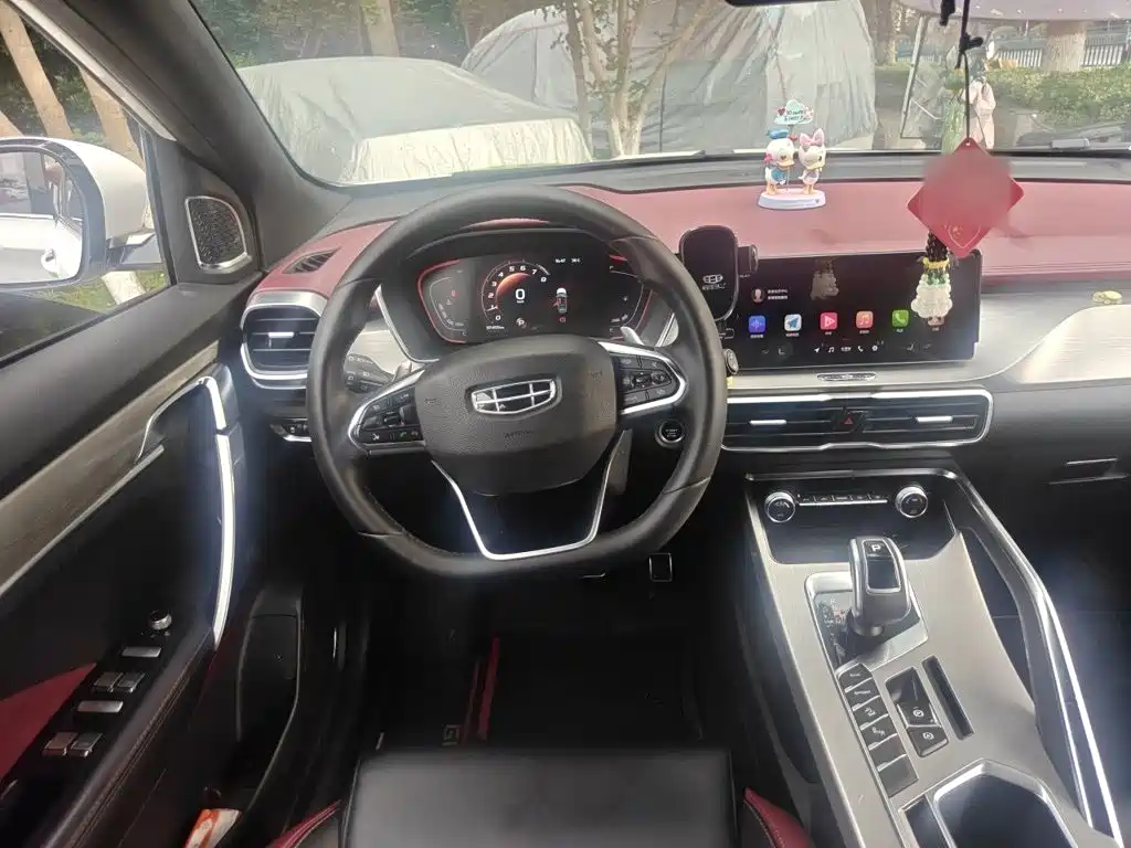 Geely Binyue — миниатюра 7