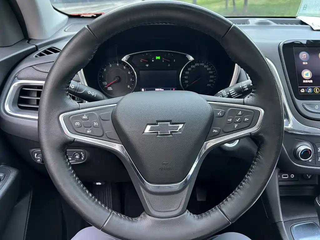 Chevrolet Equinox — миниатюра 15