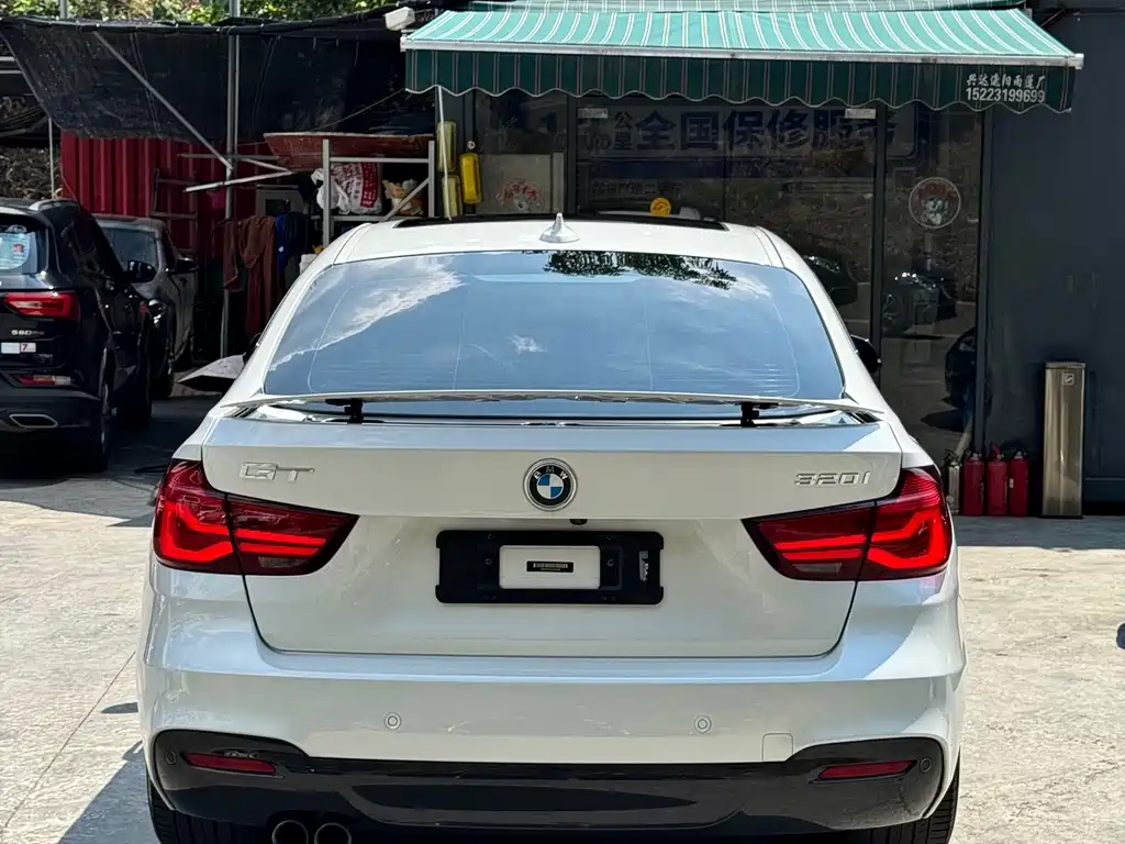 BMW 3 Series GT — миниатюра 5