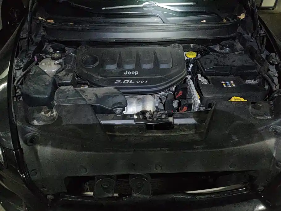 Jeep Cherokee — миниатюра 10