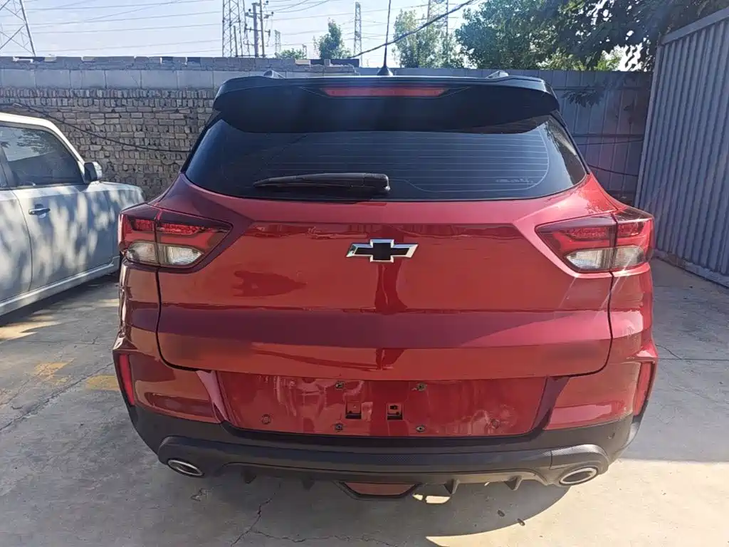 Chevrolet Tracker — миниатюра 6