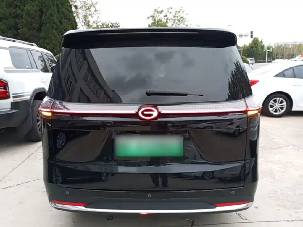 GAC Motor Trumpchi E8 PHEV — миниатюра 6