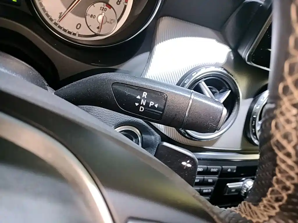 Mercedes-Benz GLA — миниатюра 14
