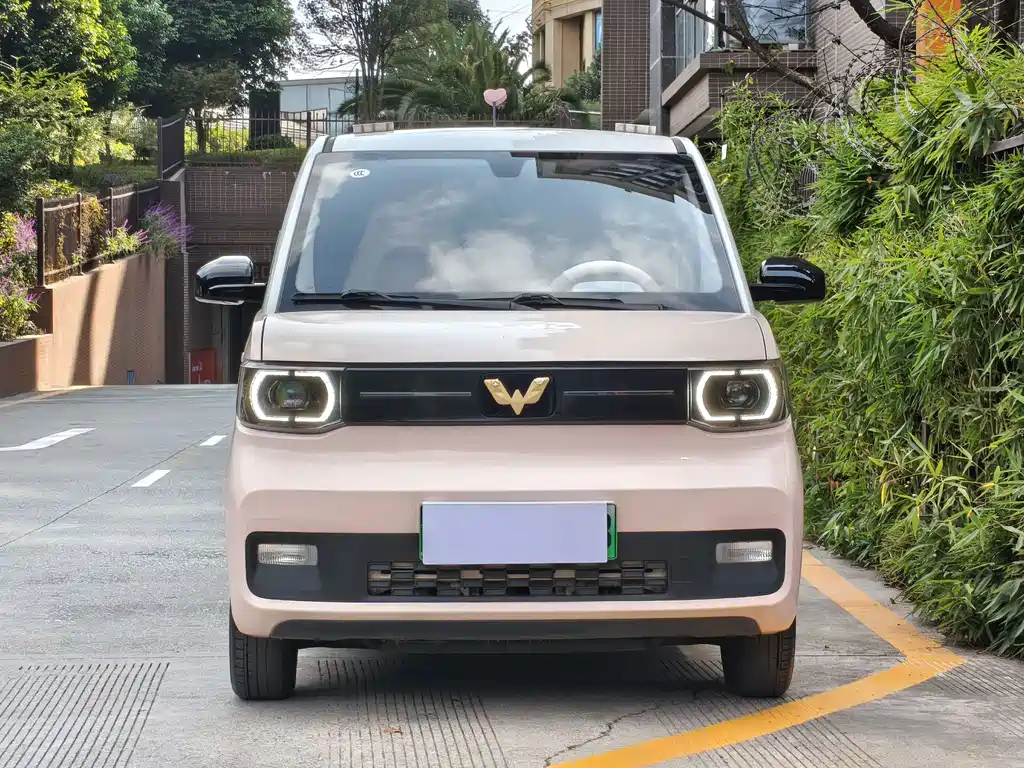 Wuling MINIEV — миниатюра 8