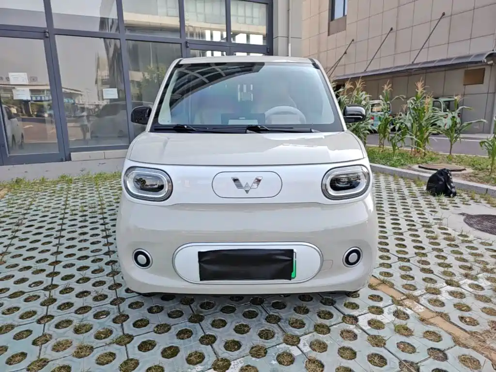 Wuling MINIEV — миниатюра 3