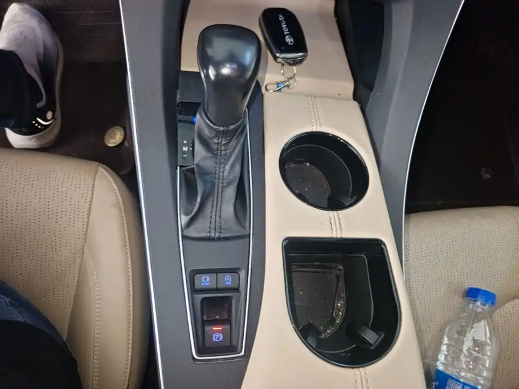 Toyota Avalon — миниатюра 14