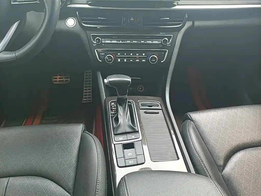 Kia K5 — миниатюра 14