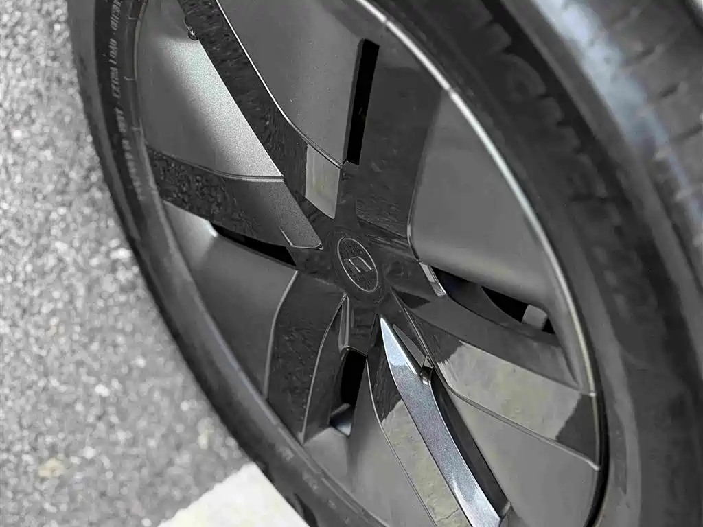 Li Auto Li MEGA — миниатюра 7