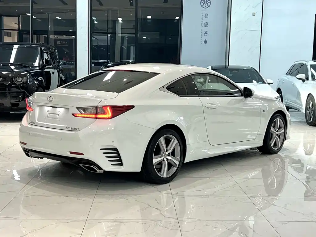 Lexus RC — миниатюра 7