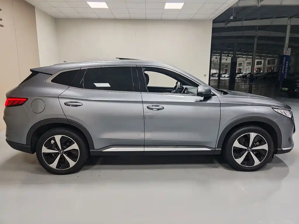 BYD PLUS New Energy — миниатюра 16