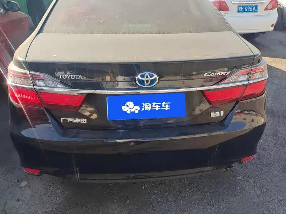 Toyota Camry — миниатюра 4