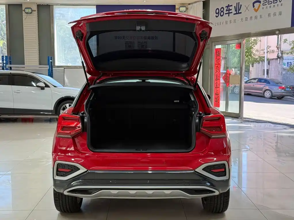 Audi Q2L — миниатюра 23