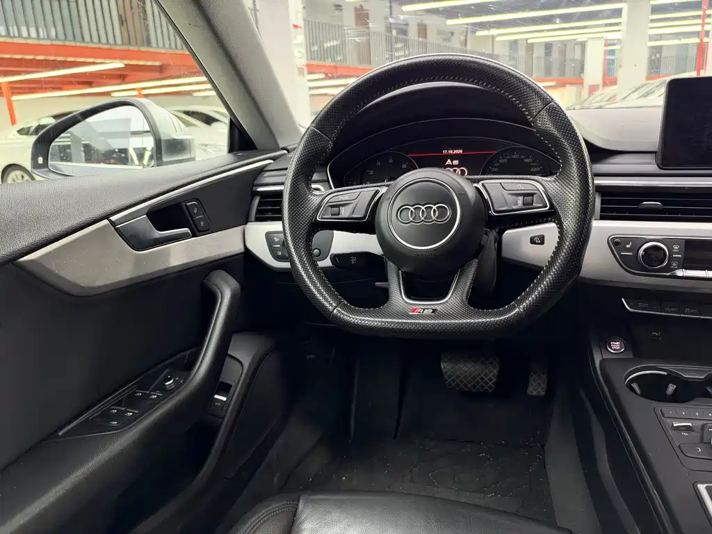 Audi A5 (Import) — миниатюра 8
