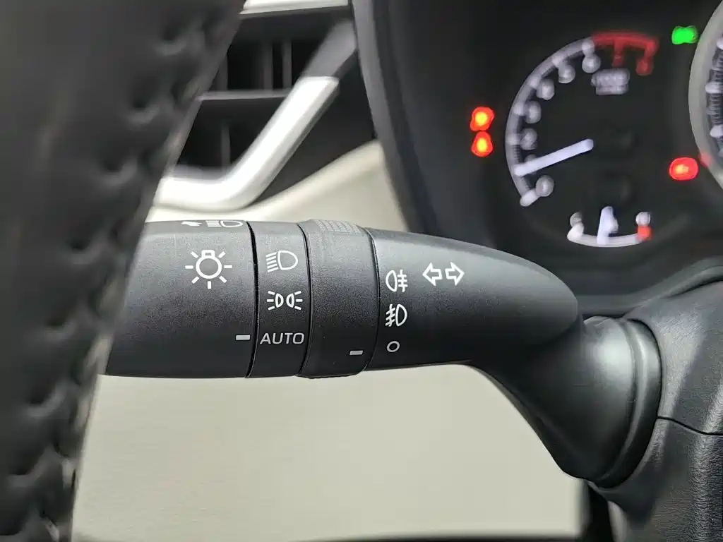 Toyota Corolla — миниатюра 21