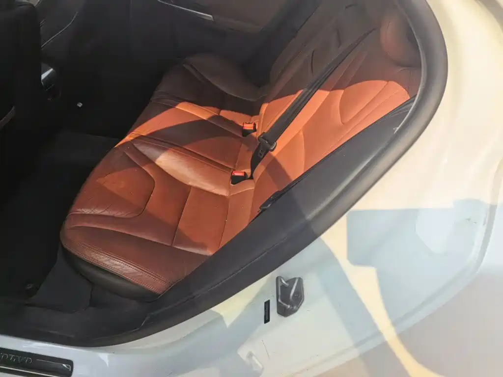 Volvo S60 — миниатюра 17