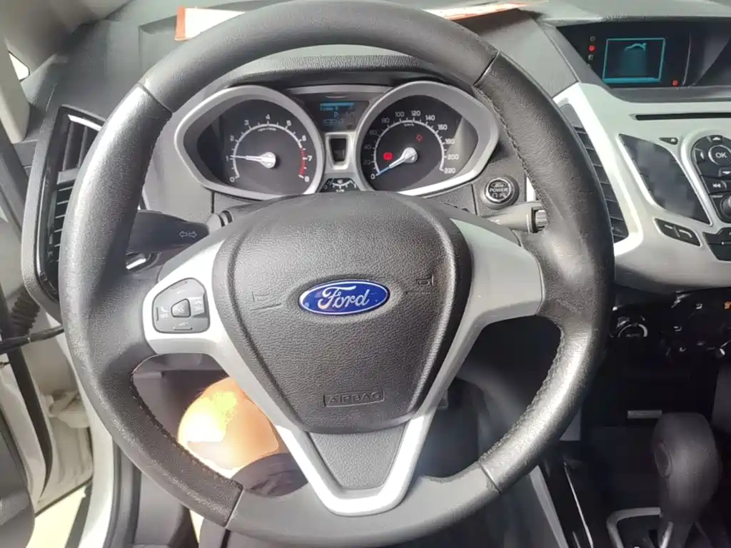 Ford Ecosport — миниатюра 11