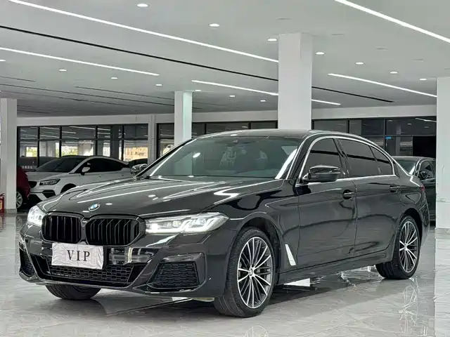 2022 BMW 5er