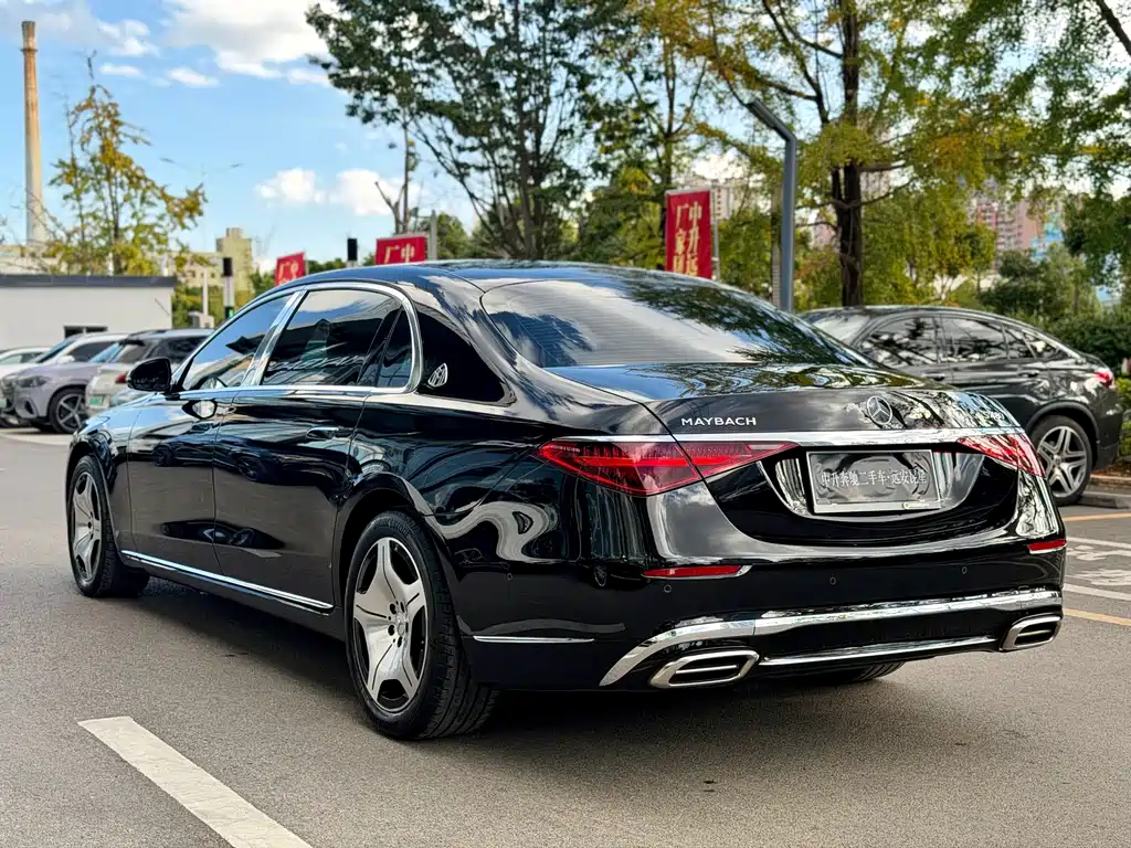 Mercedes-Benz S-Class — миниатюра 8