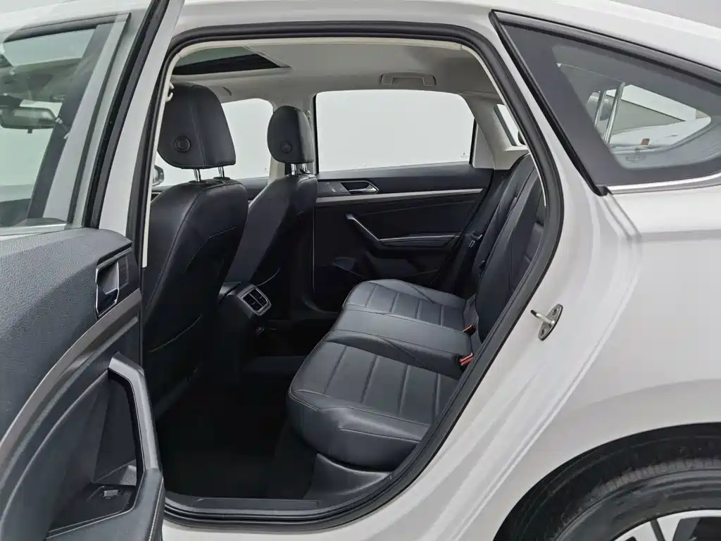 Volkswagen Lavida — миниатюра 15