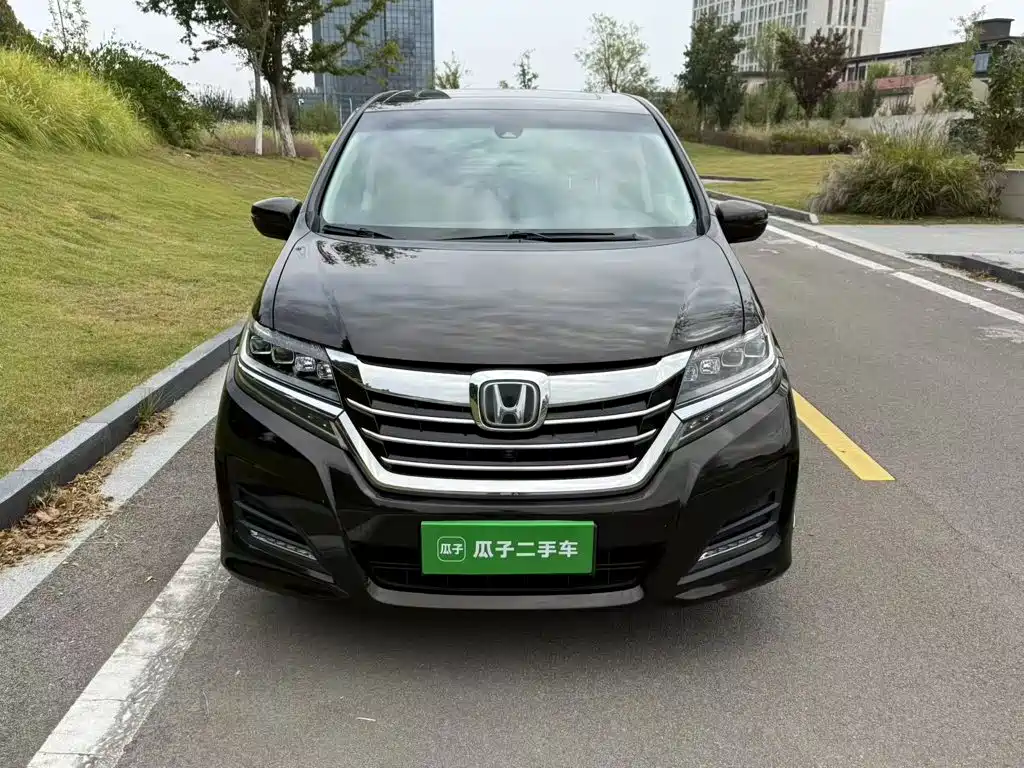 Honda Elysion — миниатюра 3