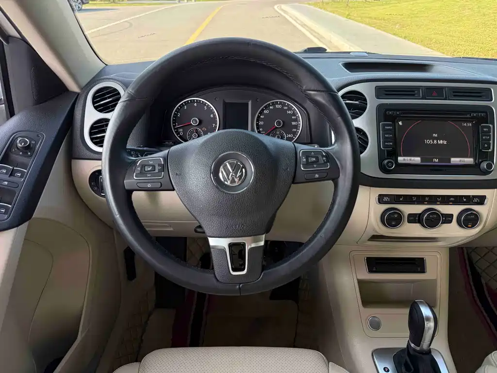 Volkswagen Tiguan — миниатюра 10
