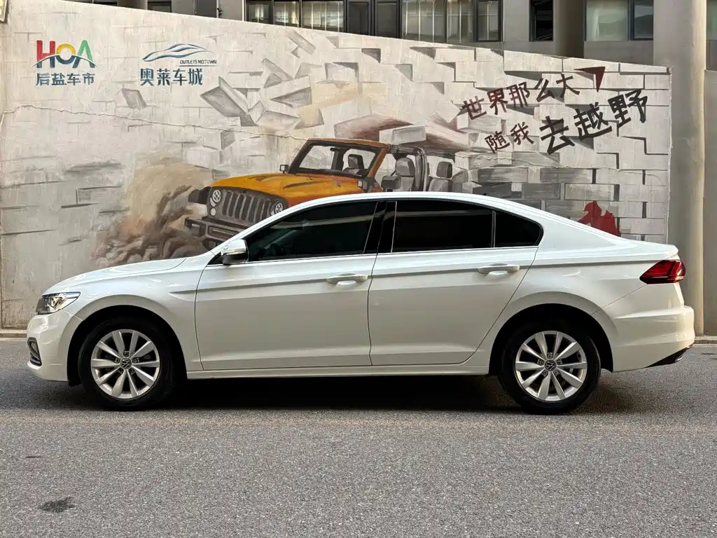 Volkswagen Bora — миниатюра 3