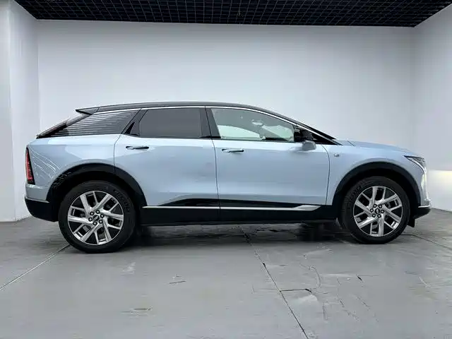 Cadillac IQ