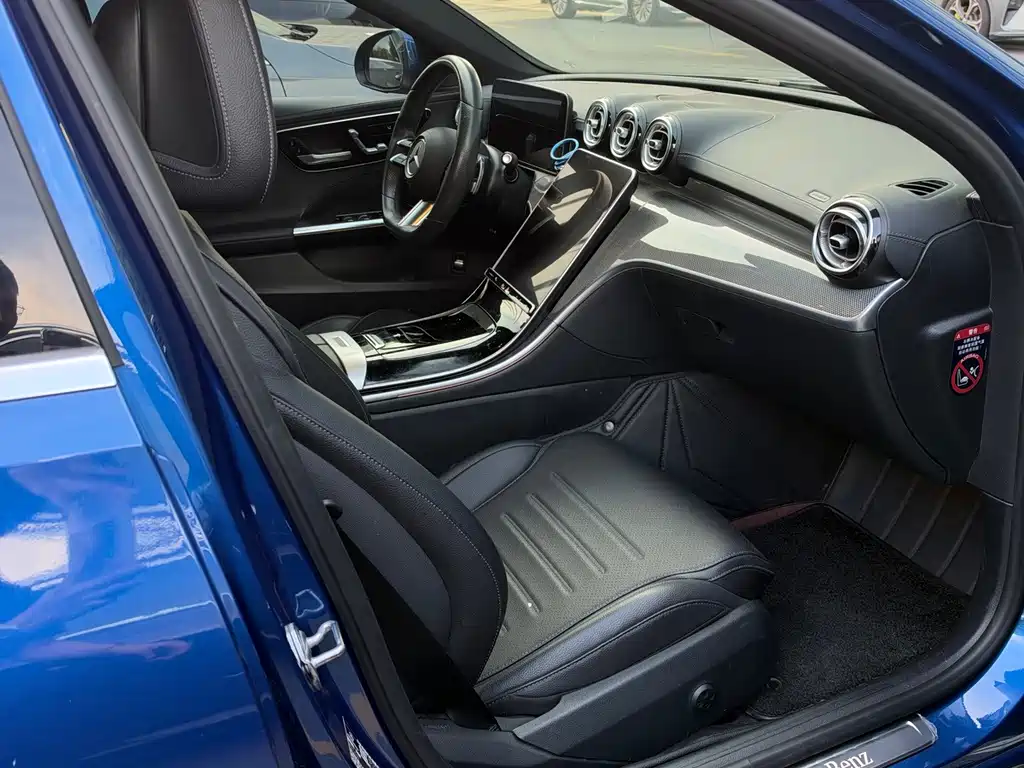 Mercedes-Benz C-Class — миниатюра 10