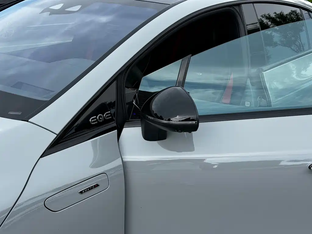 Mercedes-Benz EQE AMG — миниатюра 4
