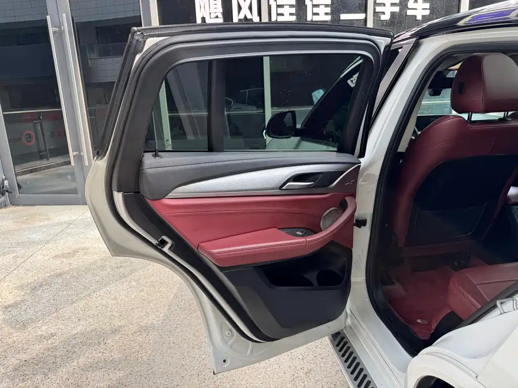 BMW X4 — миниатюра 27