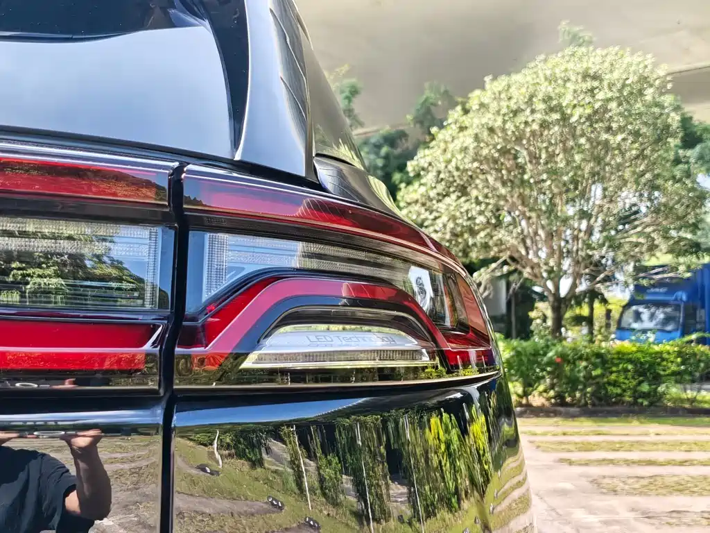 BYD Tang New Energy — миниатюра 8