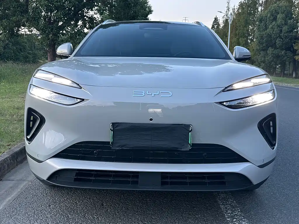 BYD Sealion 06 — миниатюра 2