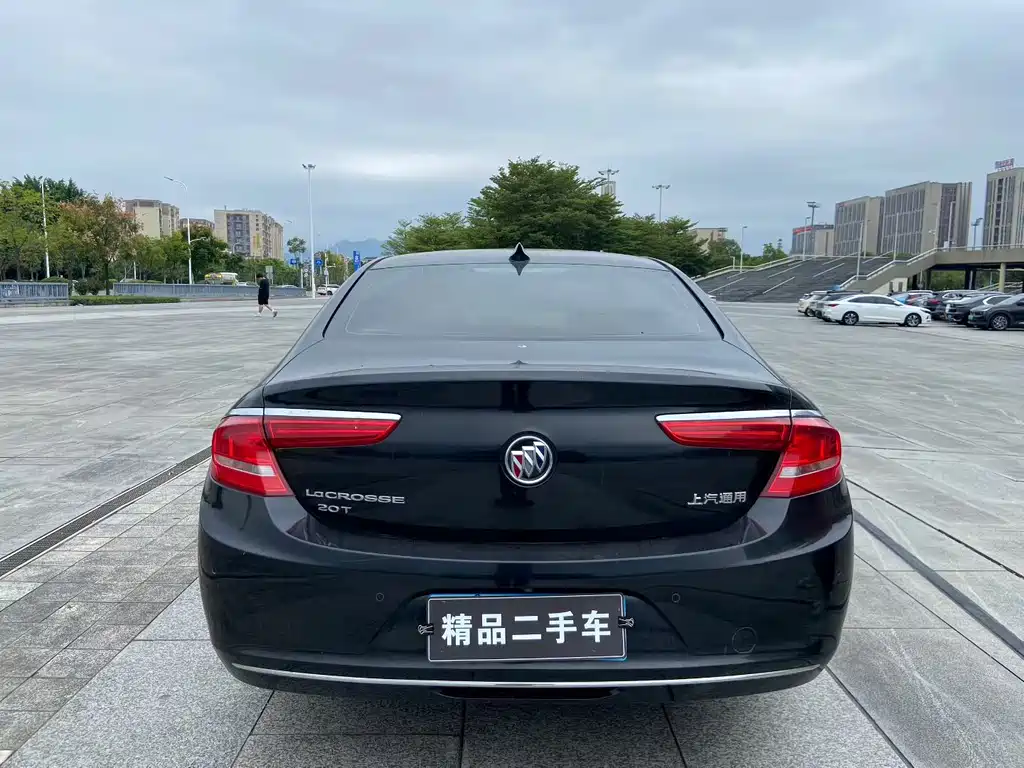 Buick LaCrosse — миниатюра 5