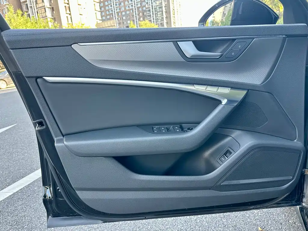 Audi A6 (Import) — миниатюра 10