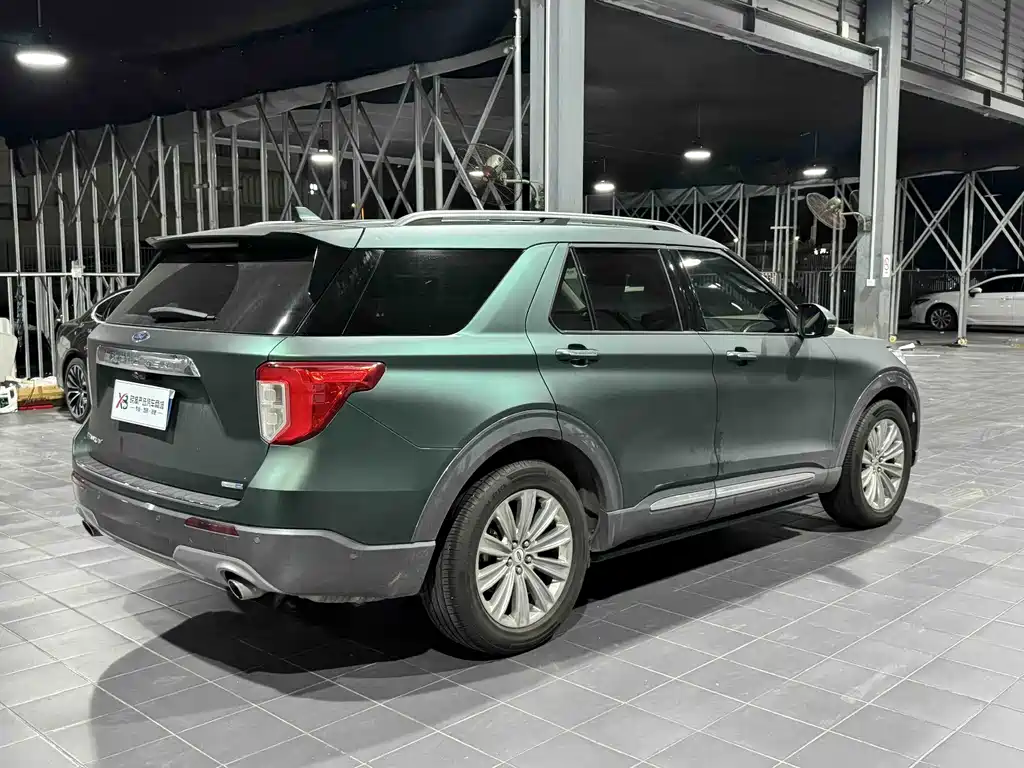 Ford Explorer — миниатюра 7